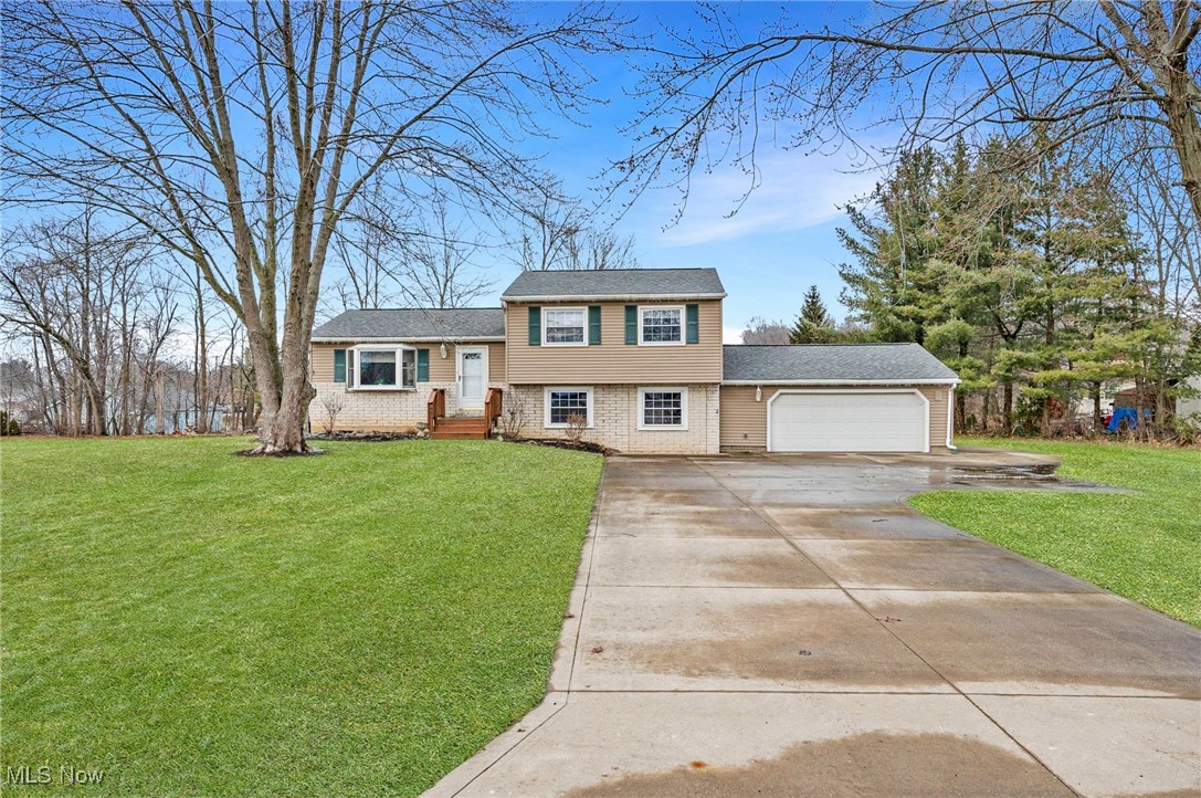 926 Gaynelle Avenue Streetsboro OH 44241