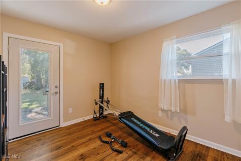 18009 Kalvin Drive Brook Park OH 44142