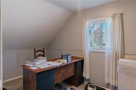 18009 Kalvin Drive Brook Park OH 44142