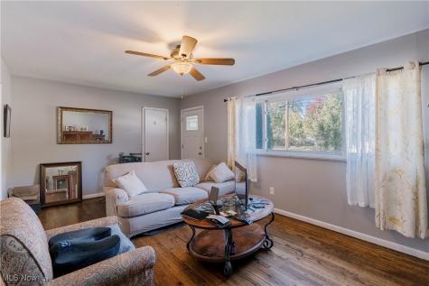 18009 Kalvin Drive Brook Park OH 44142