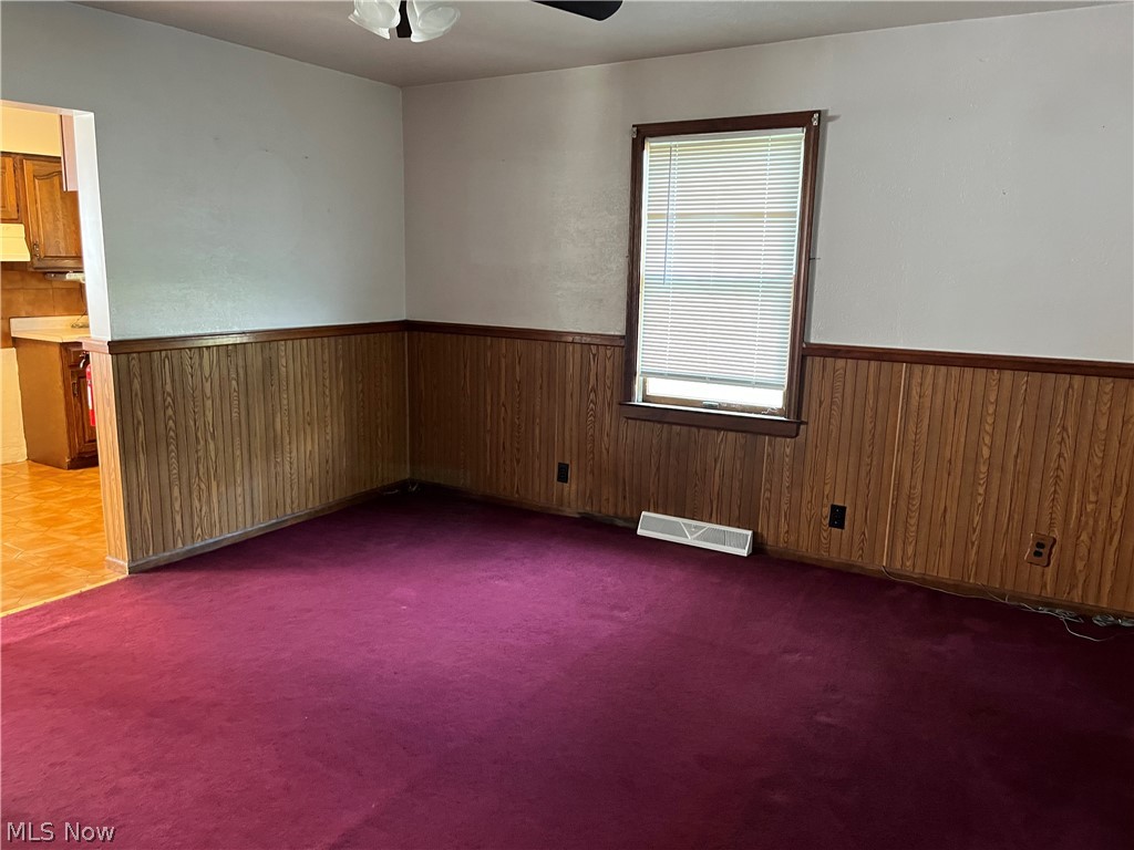 329 S Market Street Amsterdam OH 43903