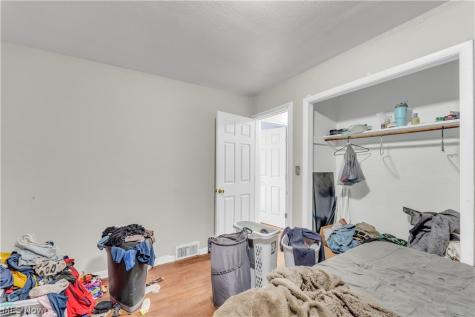 30015 Warren Road Wickliffe OH 44092