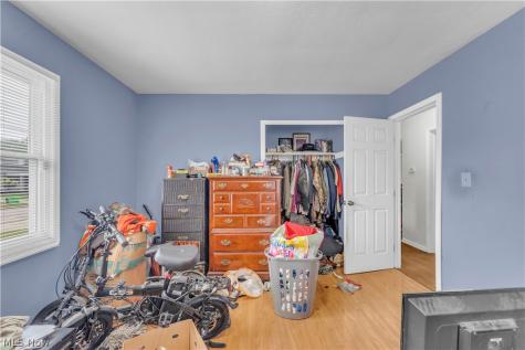 30015 Warren Road Wickliffe OH 44092