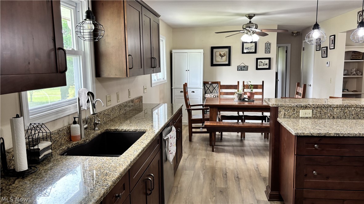 11784 Chamberlain Aurora OH 44202