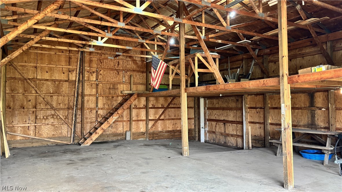 11784 Chamberlain Aurora OH 44202