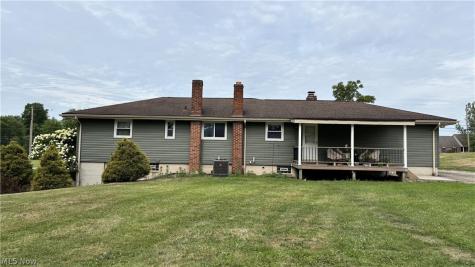 11784 Chamberlain Aurora OH 44202