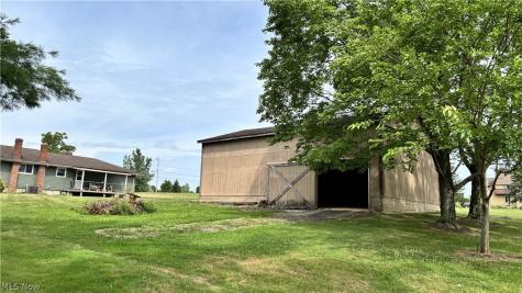 11784 Chamberlain Aurora OH 44202
