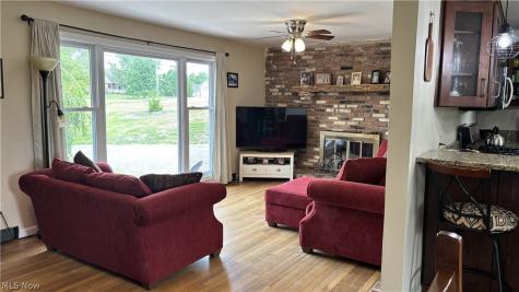 11784 Chamberlain Aurora OH 44202