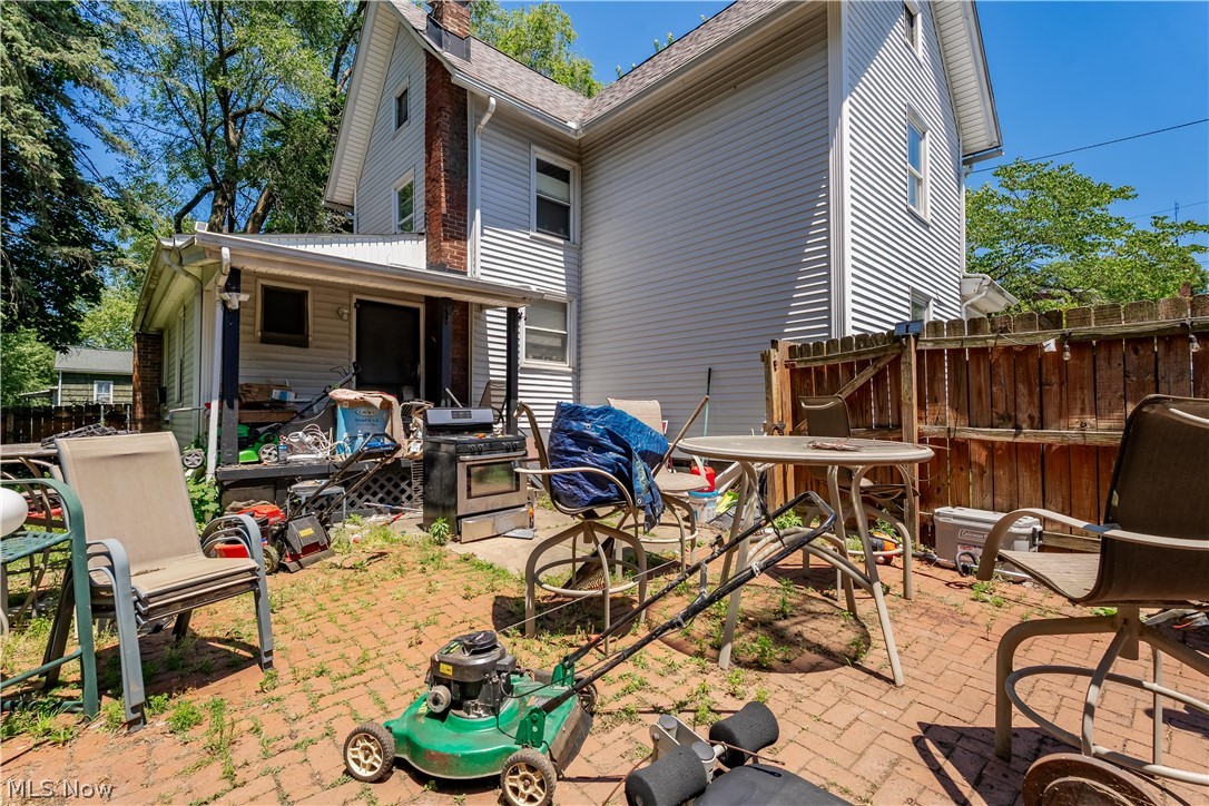 323 2nd Street NE Massillon OH 44646