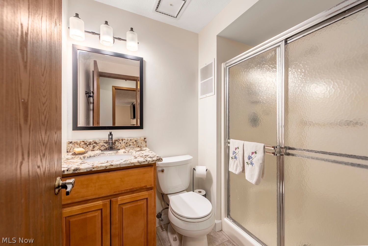 29205 Wolf Road Bay Village OH 44140