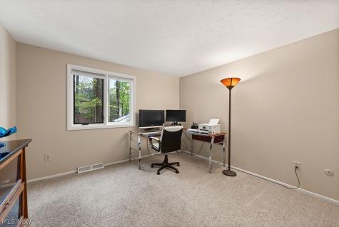 29205 Wolf Road Bay Village OH 44140