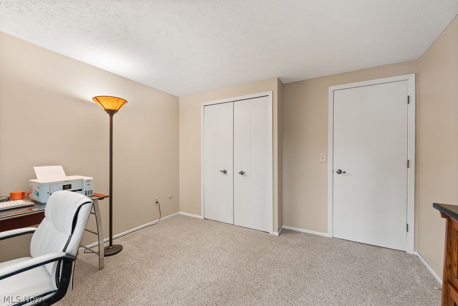 29205 Wolf Road Bay Village OH 44140