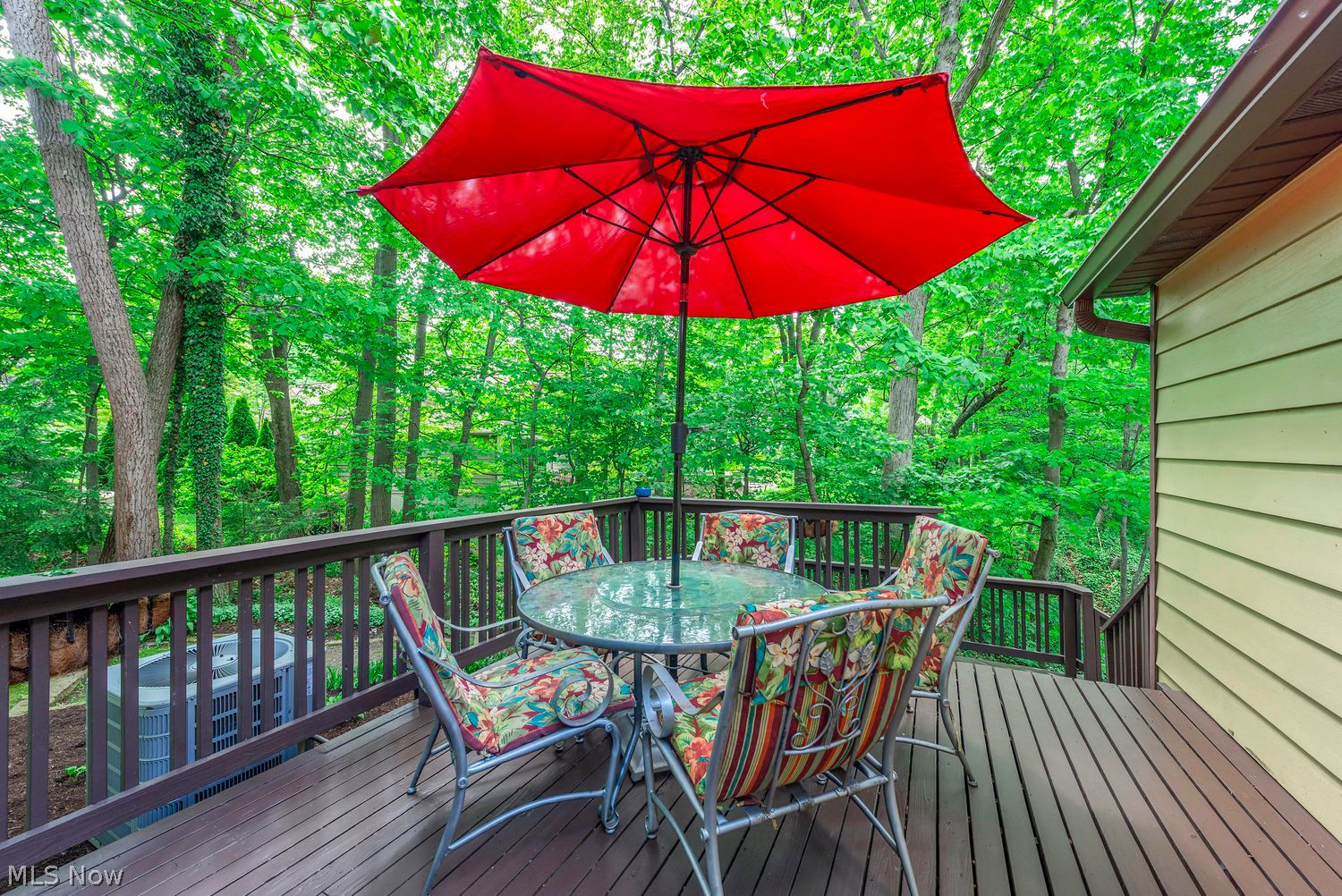 29205 Wolf Road Bay Village OH 44140