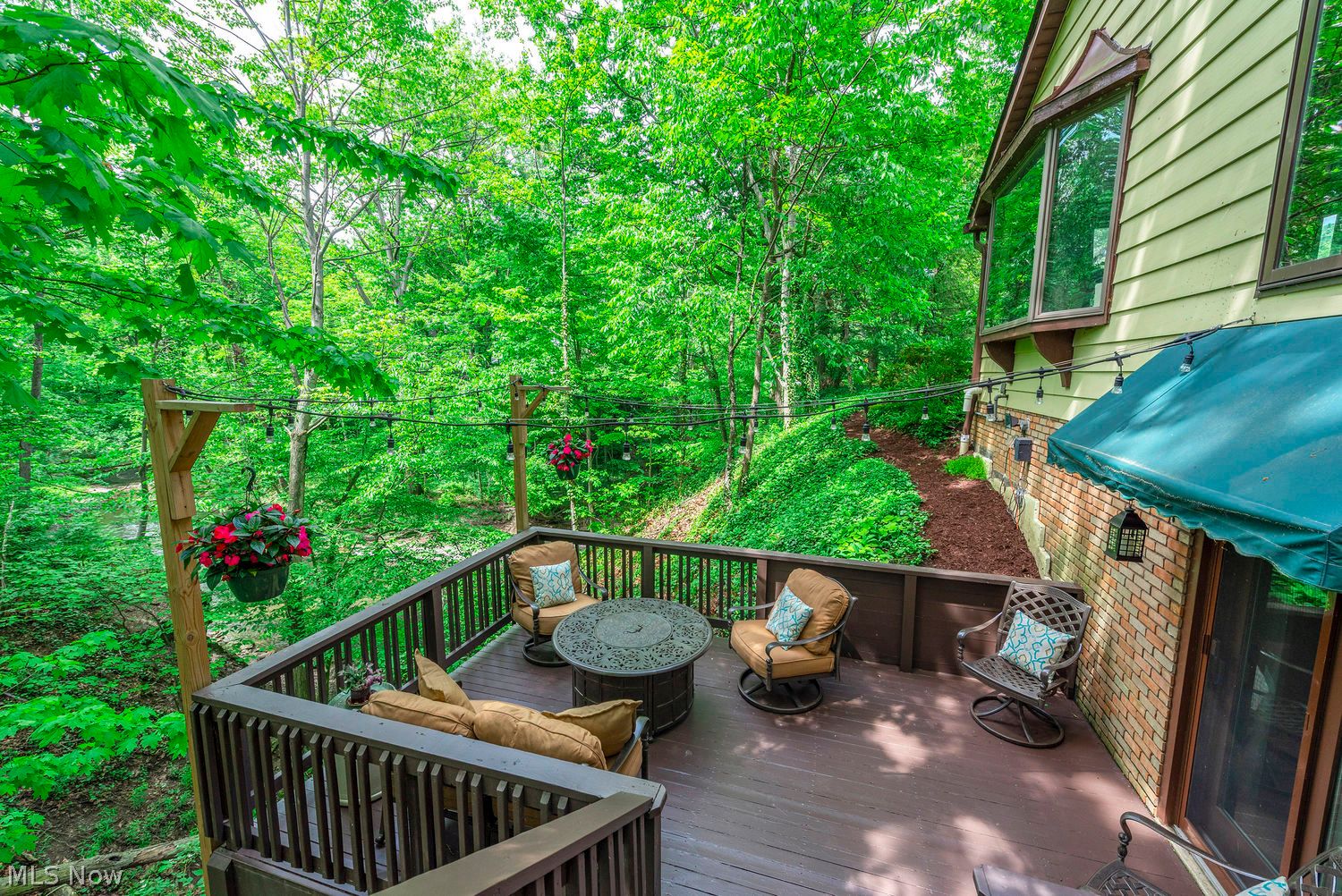 29205 Wolf Road Bay Village OH 44140