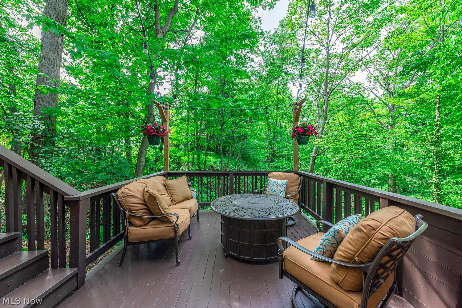 29205 Wolf Road Bay Village OH 44140