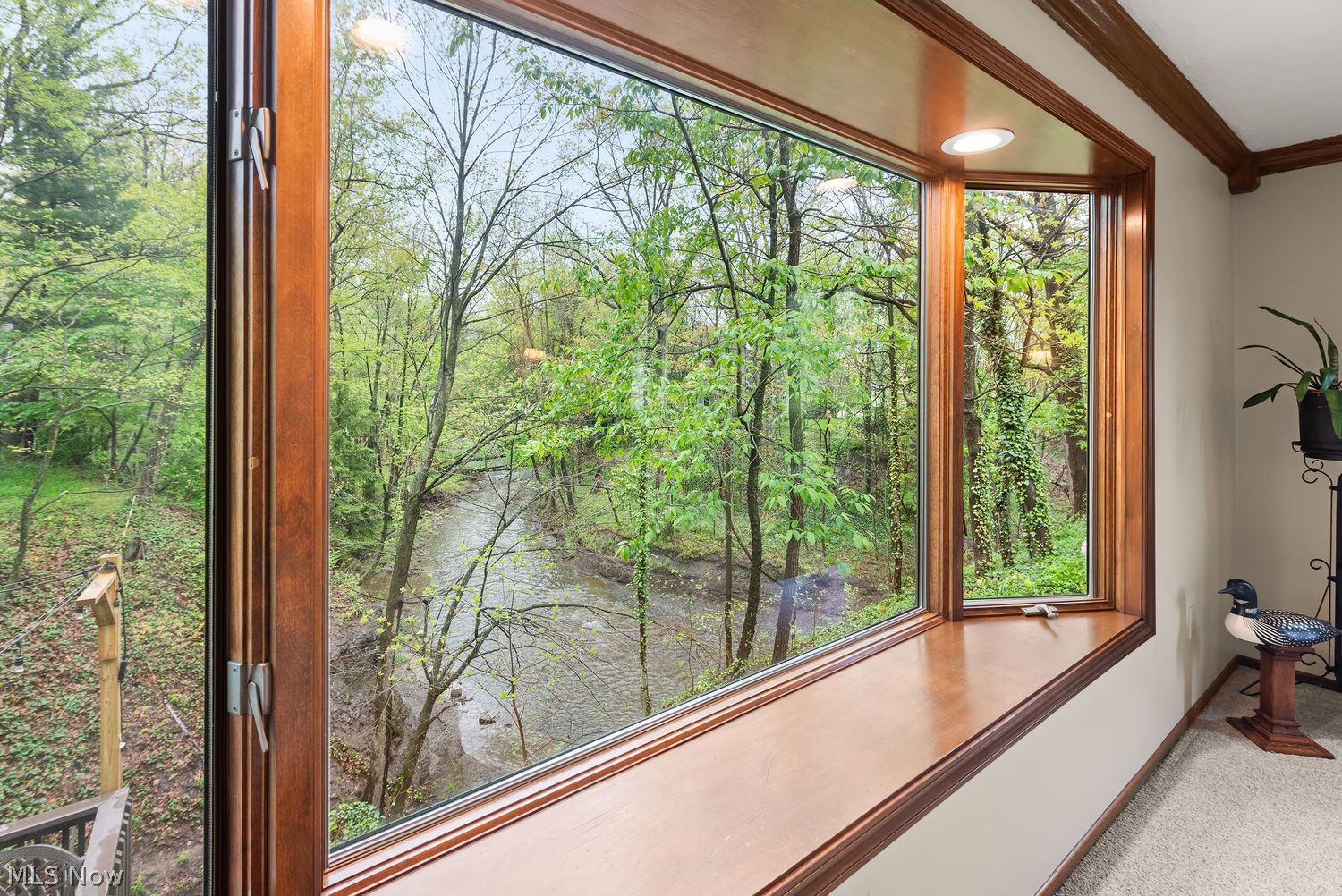 29205 Wolf Road Bay Village OH 44140