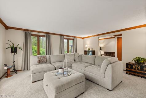 29205 Wolf Road Bay Village OH 44140