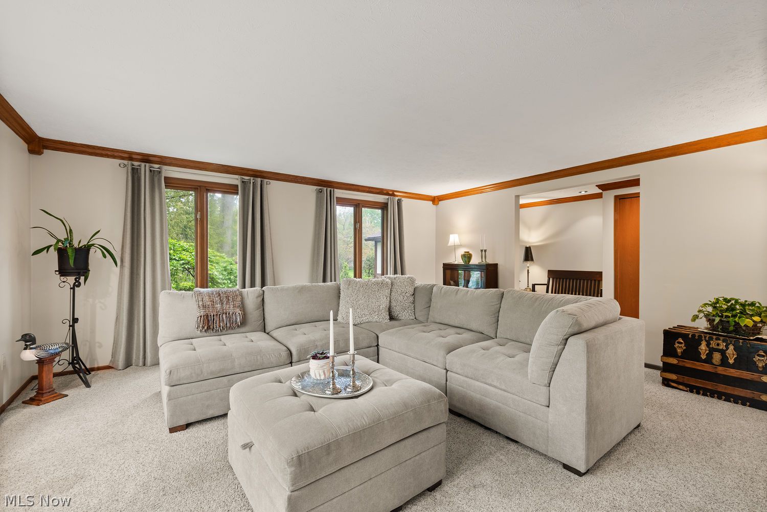 29205 Wolf Road Bay Village OH 44140