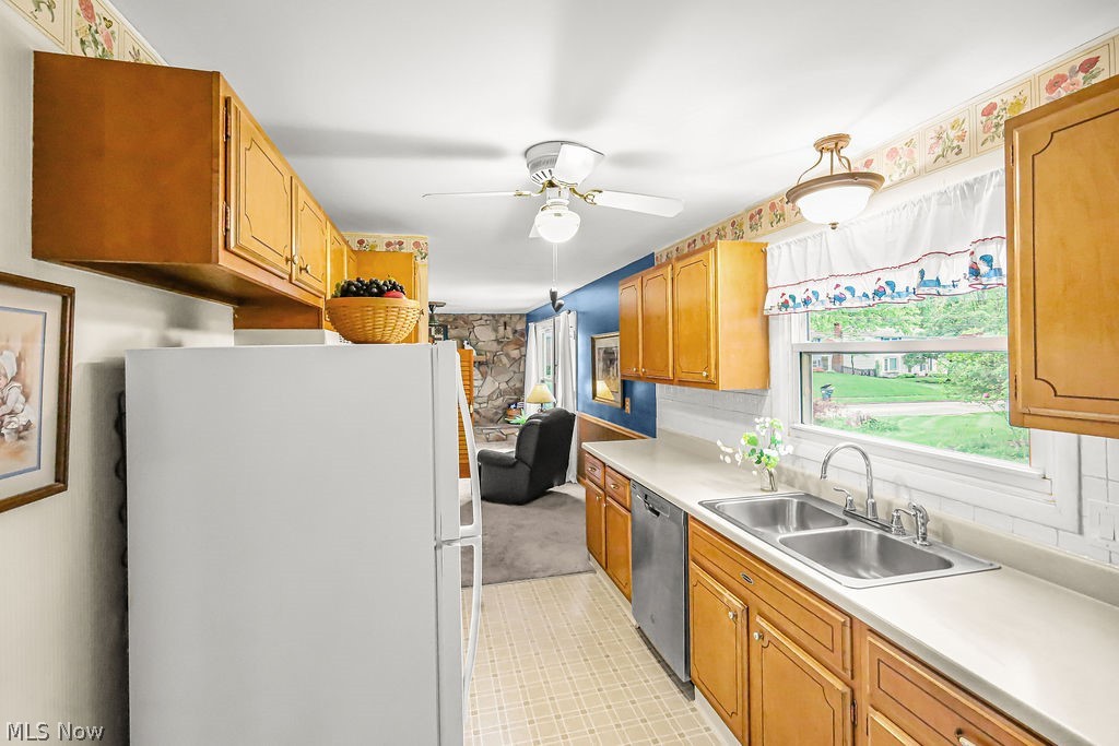 2583 Peach Tree Circle Stow OH 44224