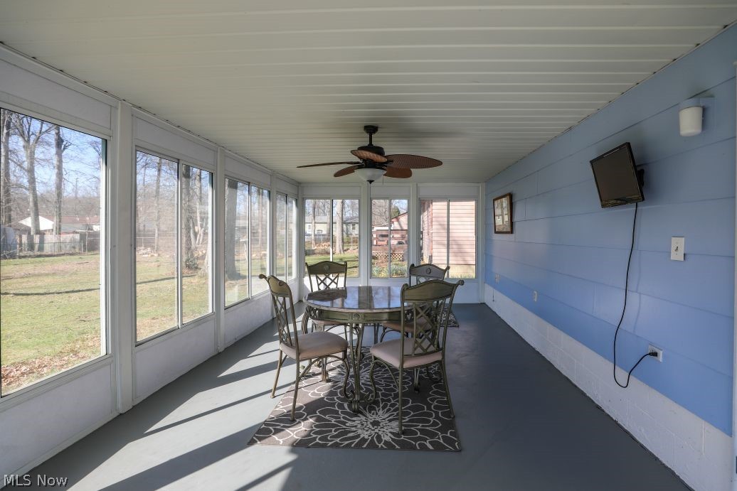 17997 Hillcrest Drive Lake Milton OH 44429