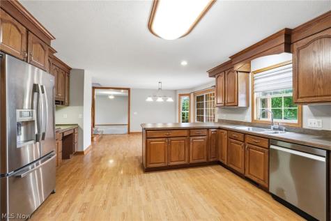 14740 Ali Avenue Middleburg Heights OH 44130