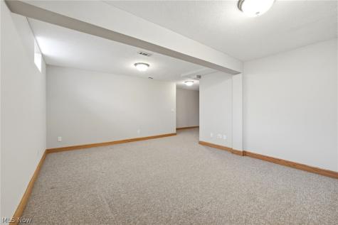 14740 Ali Avenue Middleburg Heights OH 44130