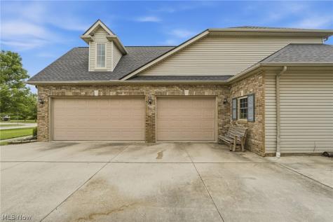 14740 Ali Avenue Middleburg Heights OH 44130