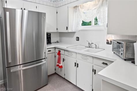 759 Orrville Avenue Cuyahoga Falls OH 44221