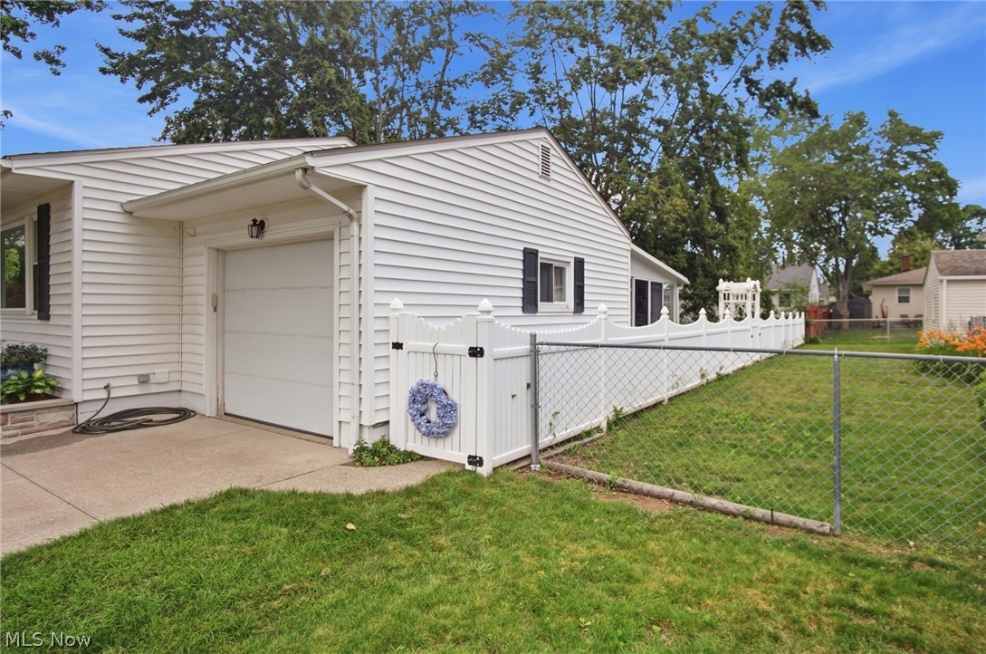 759 Orrville Avenue Cuyahoga Falls OH 44221