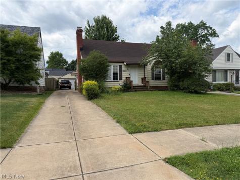 16451 Craigmere Drive Middleburg Heights OH 44130