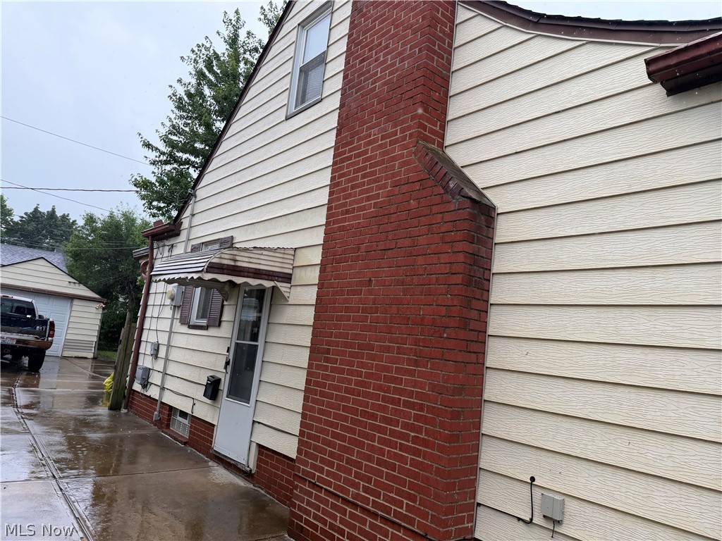 16451 Craigmere Drive Middleburg Heights OH 44130