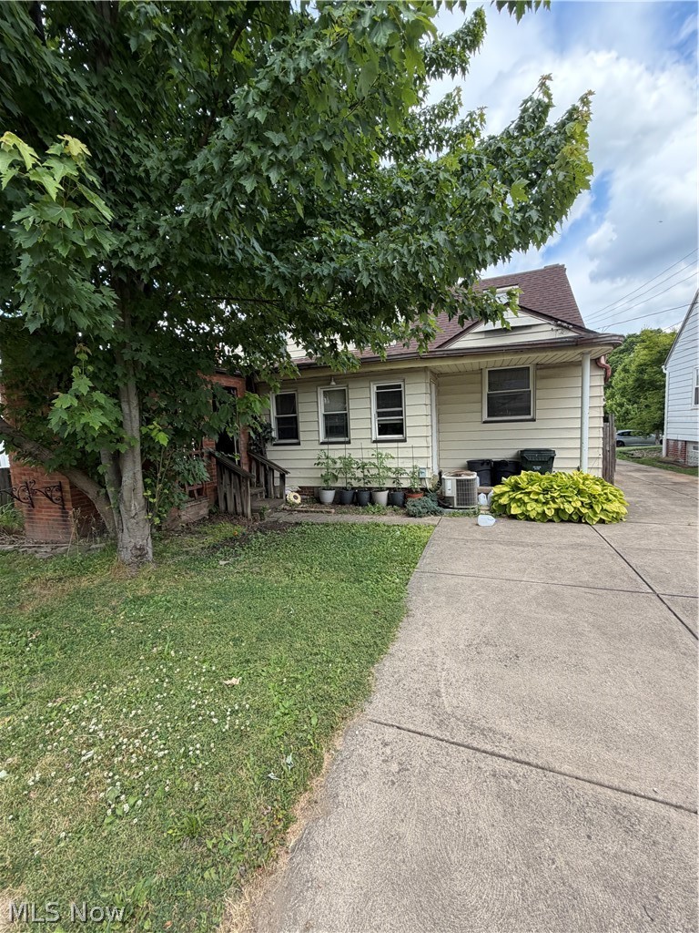 16451 Craigmere Drive Middleburg Heights OH 44130