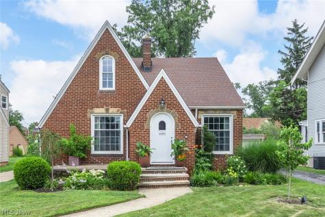 16800 Pilgrim Avenue Cleveland OH 44111