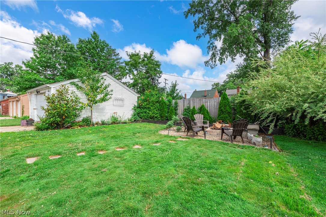 16800 Pilgrim Avenue Cleveland OH 44111