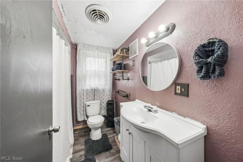 1703 Clayben Drive Akron OH 44312