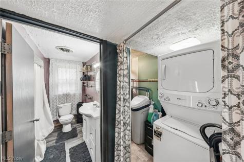 1703 Clayben Drive Akron OH 44312