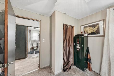 1703 Clayben Drive Akron OH 44312