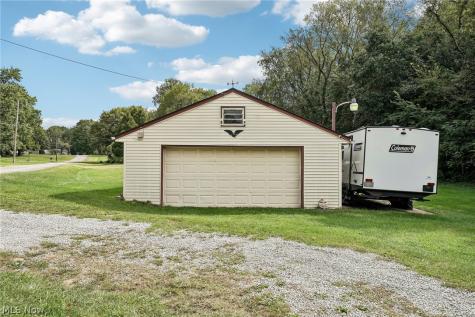 1703 Clayben Drive Akron OH 44312