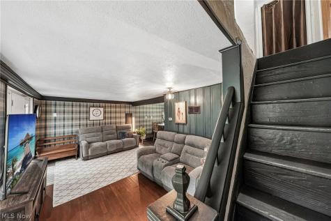 1703 Clayben Drive Akron OH 44312