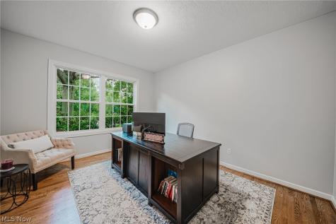 985 W Martin Avenue Amherst OH 44001