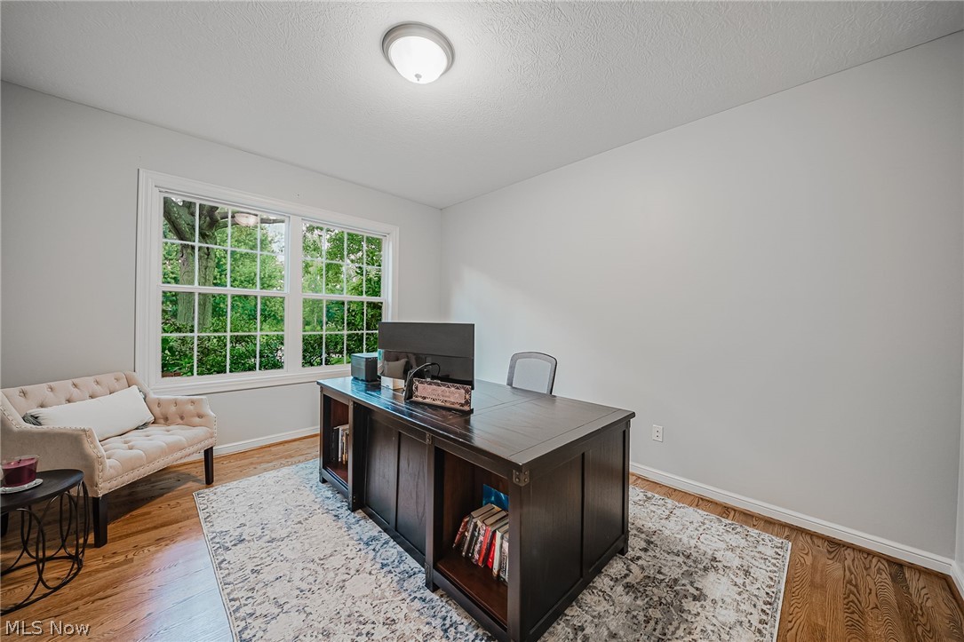 985 W Martin Avenue Amherst OH 44001