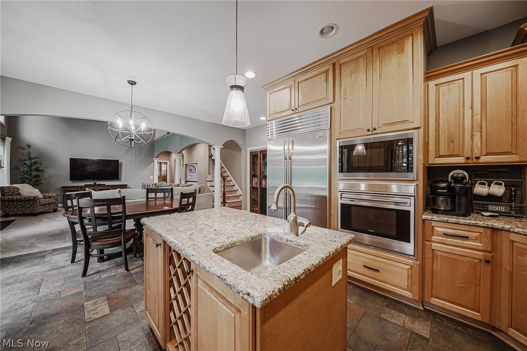 985 W Martin Avenue Amherst OH 44001