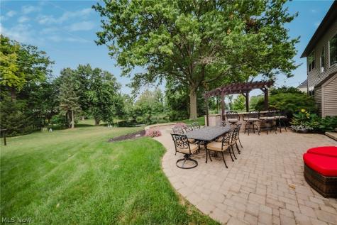 985 W Martin Avenue Amherst OH 44001
