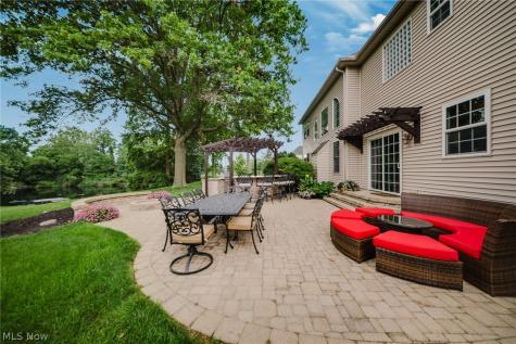 985 W Martin Avenue Amherst OH 44001
