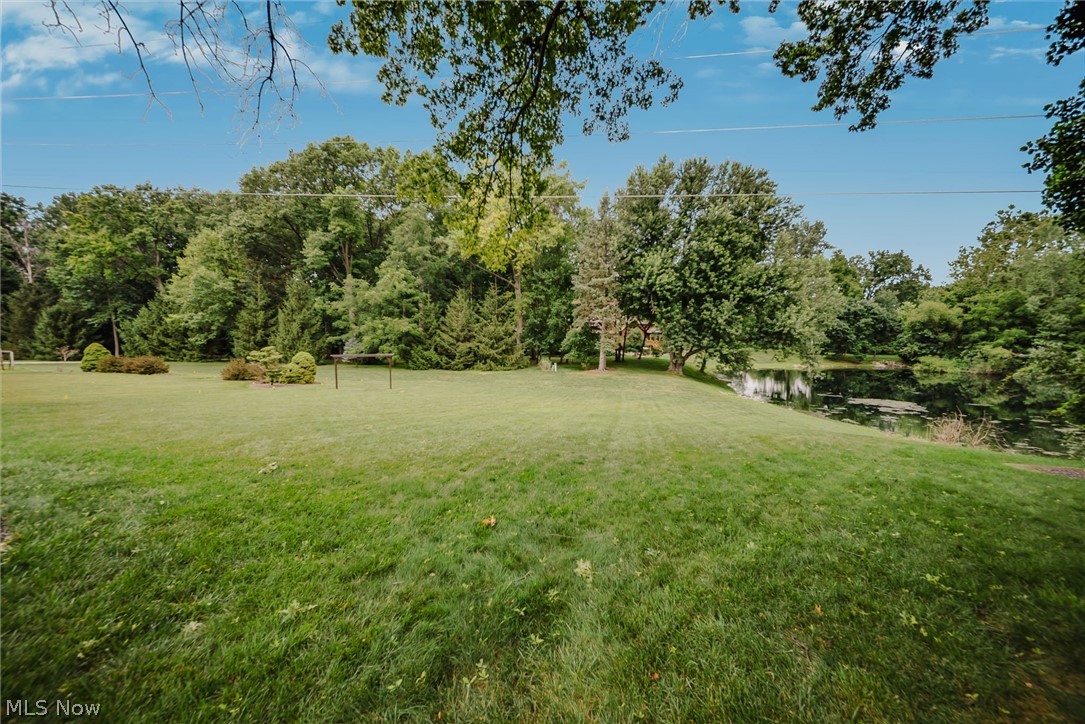 985 W Martin Avenue Amherst OH 44001