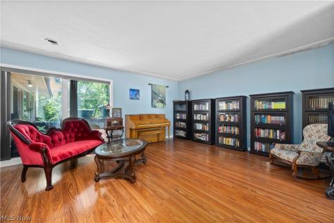 161 Canterbury Road Elyria OH 44035