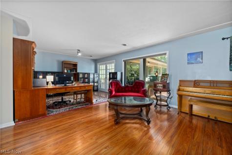 161 Canterbury Road Elyria OH 44035