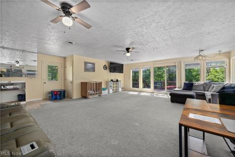 161 Canterbury Road Elyria OH 44035