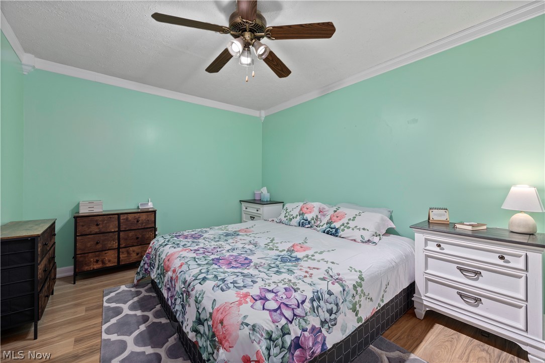 161 Canterbury Road Elyria OH 44035