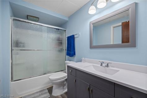 161 Canterbury Road Elyria OH 44035
